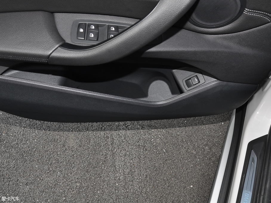 2018RX1 sDrive 18Li 