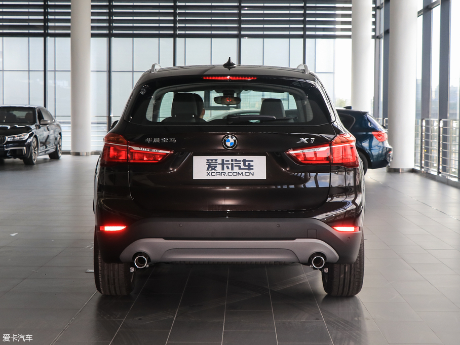 2018RX1 sDrive 20Li I(lng)