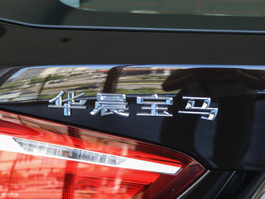 2018RX1 sDrive 20Li I