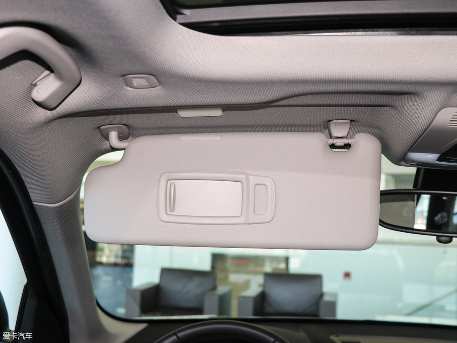 2018RX1 sDrive 20Li I