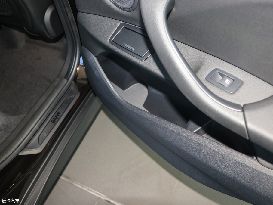 2018RX1 sDrive 20Li I