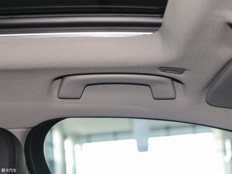 2018RX1 sDrive 20Li I