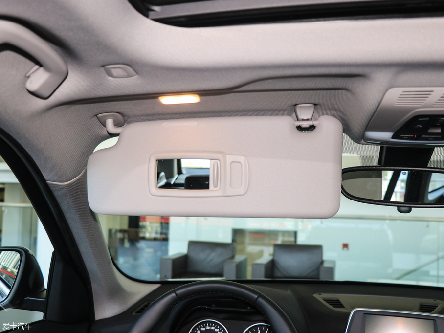 2018RX1 sDrive 20Li I