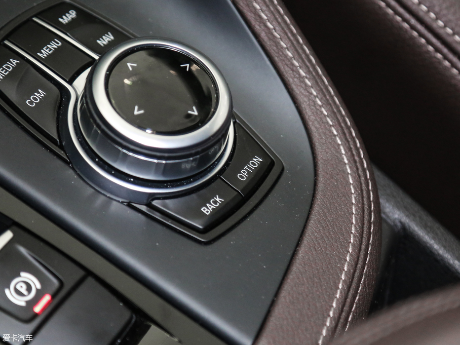 2018��RX1 xDrive 20Li ������