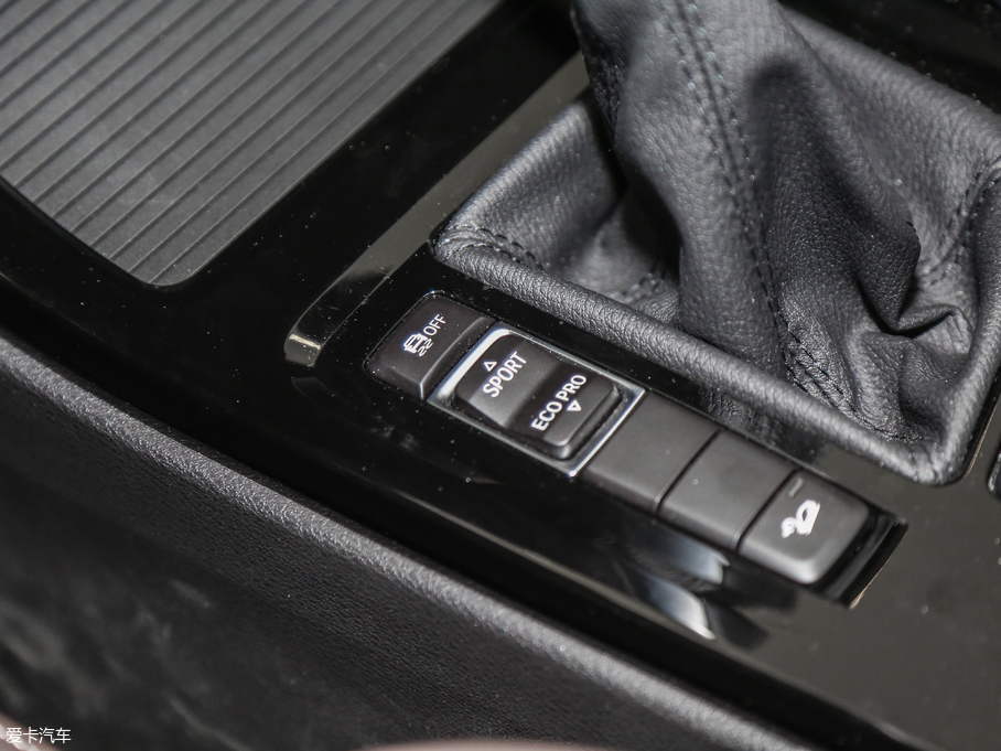 2018��RX1 xDrive 20Li ������