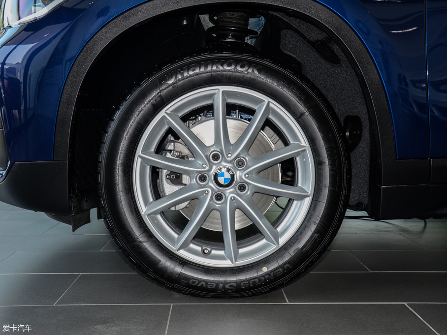 2018RX1 sDrive 18Li r(sh)