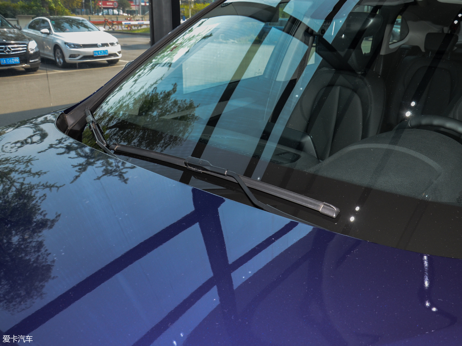 2018RX1 sDrive 18Li r