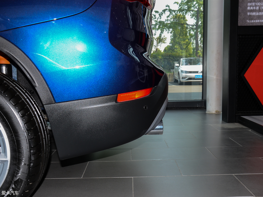 2018RX1 sDrive 18Li r