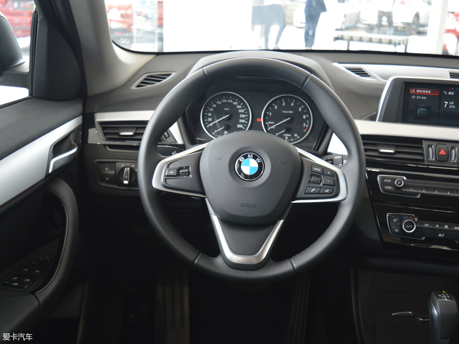 2018RX1 sDrive 18Li r