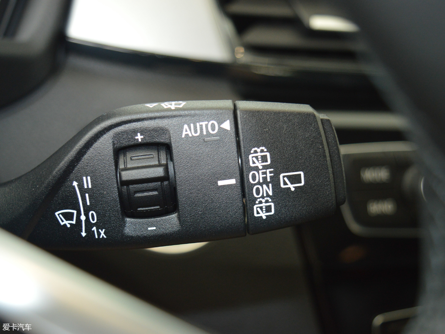 2018RX1 sDrive 18Li r