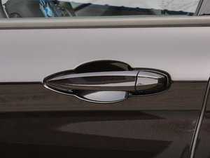 2018sDrive 18Li r(sh) {T