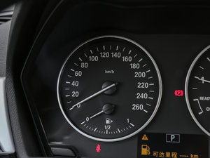 2018款sDrive 20Li 领先型 中控区