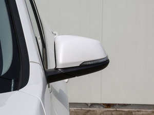 2018xDrive 25Li A ҕR