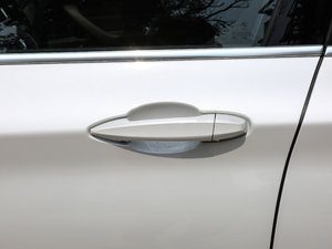 2018xDrive 25Li A {T