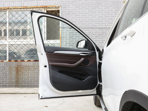 2018xDrive 25Li A {λ܇T