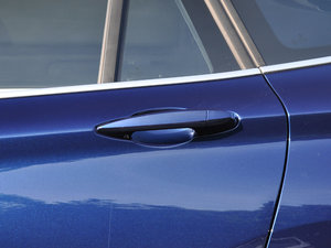 2018xDrive 20Li  (x)(ji)^