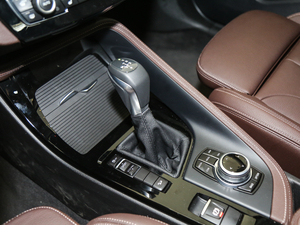 2018xDrive 20Li  п؅^