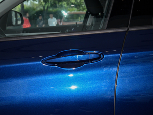 2018sDrive 18Li r(sh) {T(mn)