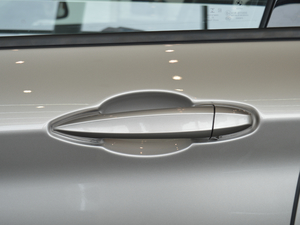 2018sDrive 18Li r {T