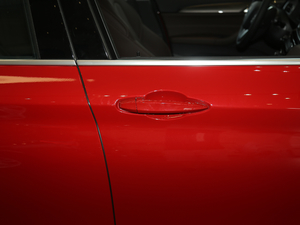 2018sDrive 18Li r {T