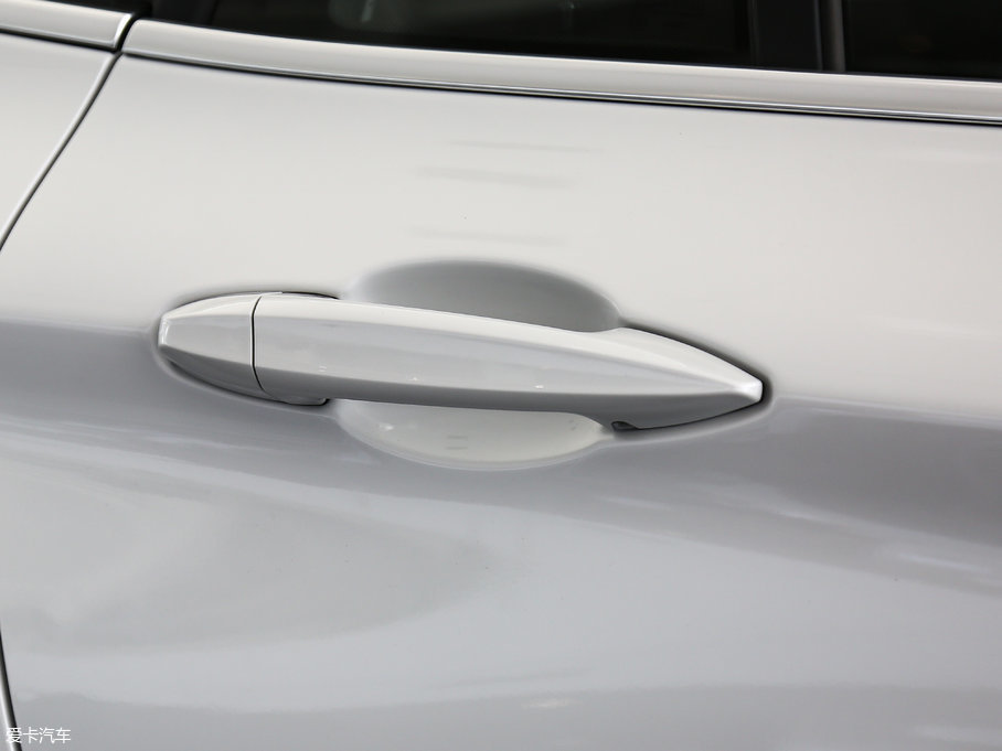 2018RX1Դ xDrive 25Le A