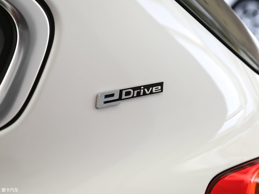 2018RX1Դ xDrive 25Le A