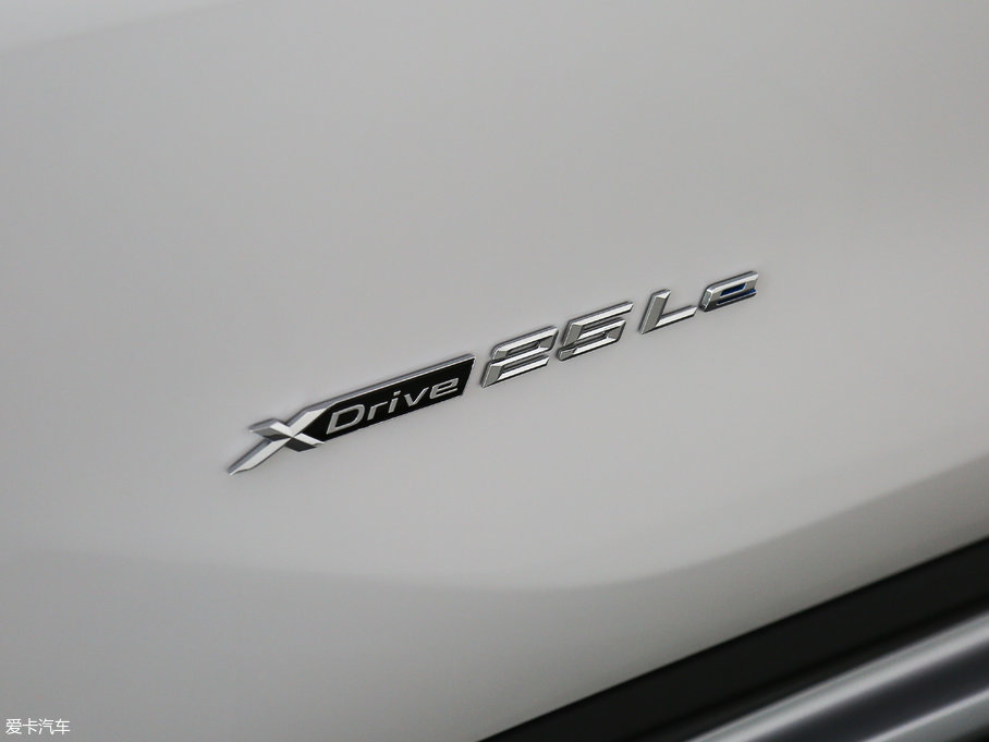 2018RX1Դ xDrive 25Le A