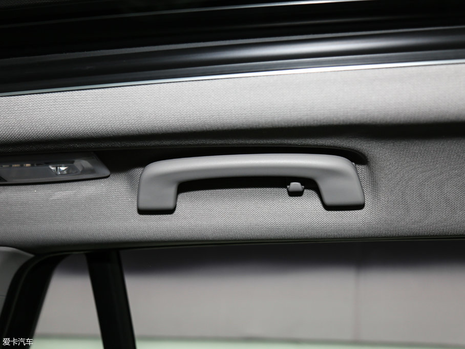 2018RX1Դ xDrive 25Le A