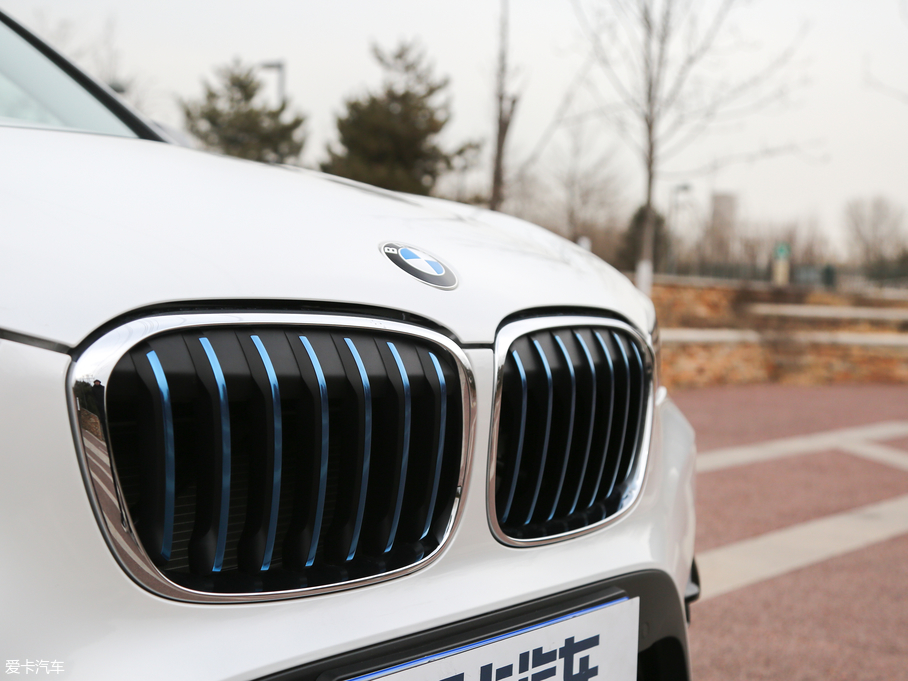 2018RX1Դ xDrive 25Le A