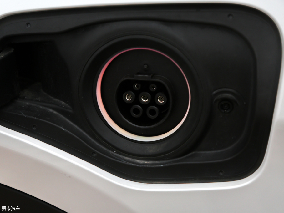 2018RX1Դ xDrive 25Le A