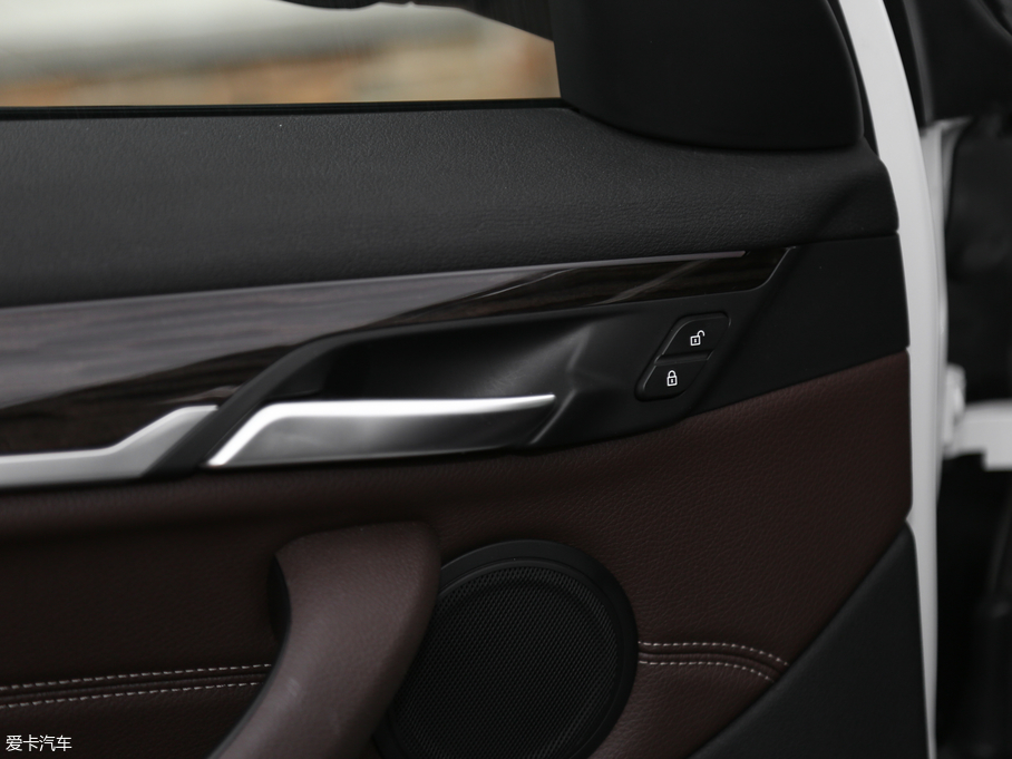 2018RX1Դ xDrive 25Le A