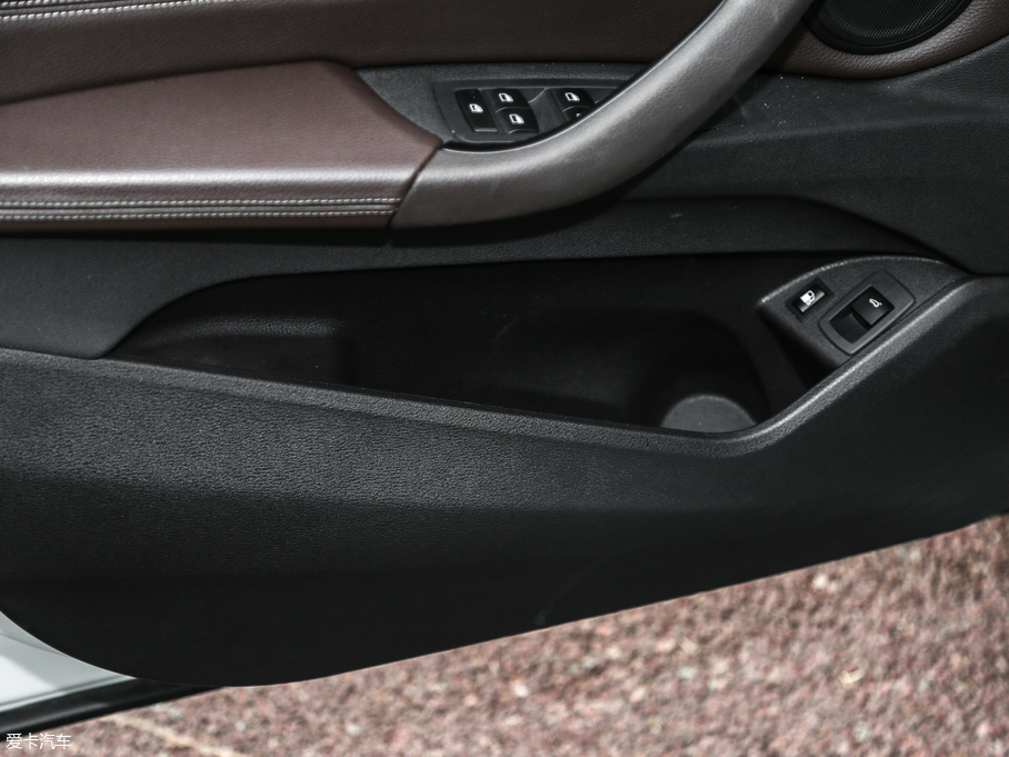 2018RX1Դ xDrive 25Le A