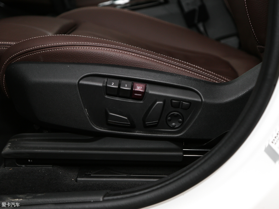 2018RX1Դ xDrive 25Le A