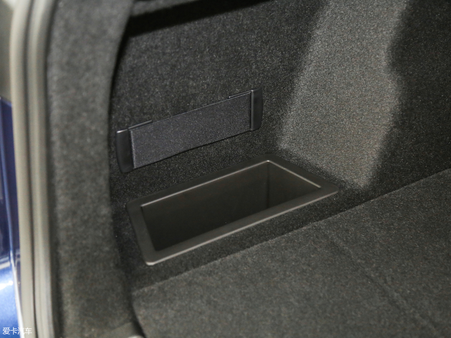 2018RX1Դ xDrive 25Le A