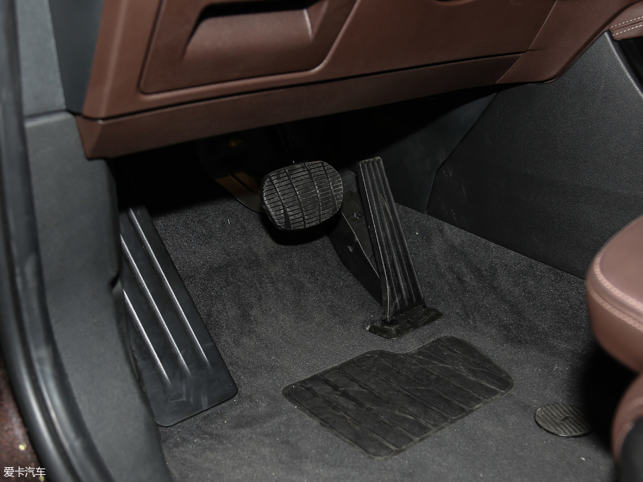 2018RX1Դ xDrive 25Le A