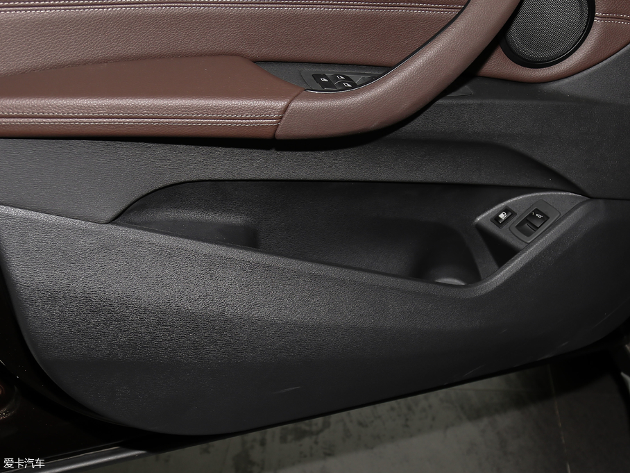 2018RX1Դ xDrive 25Le A