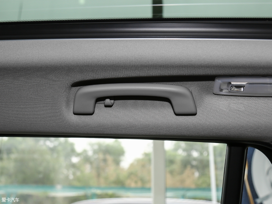 2018RX1Դ xDrive 25Le A