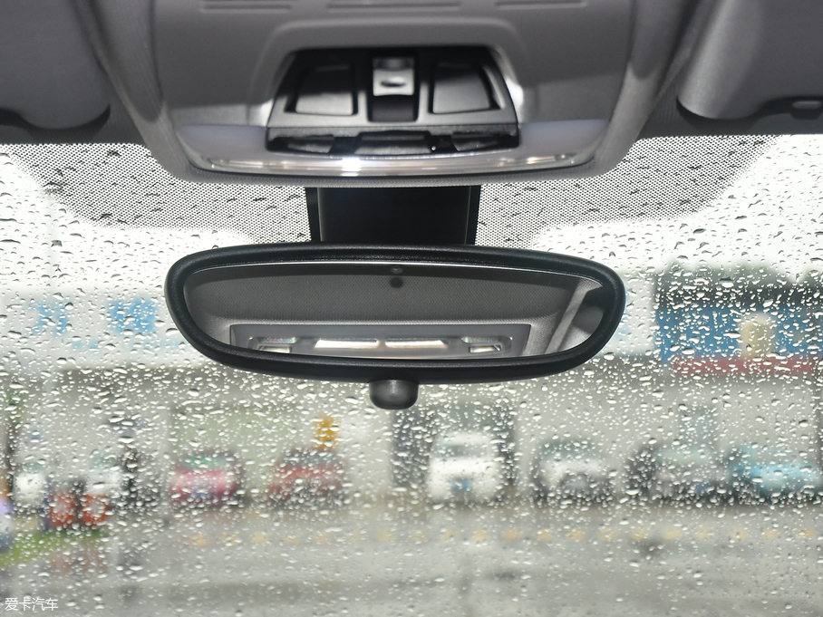 2018RX1Դ xDrive 25Le A