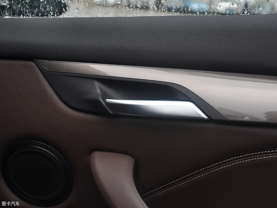 2018RX1Դ xDrive 25Le A