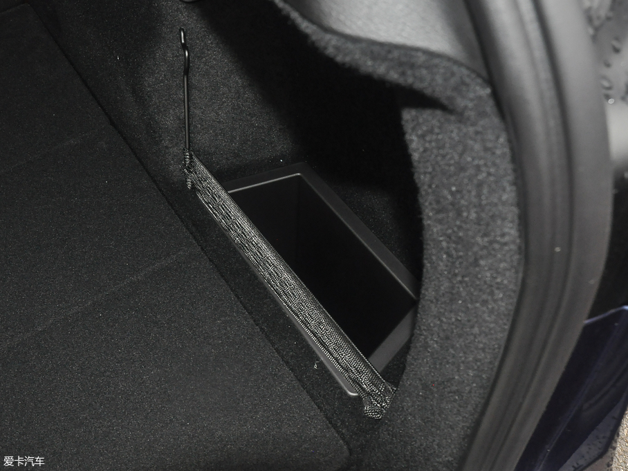 2018RX1Դ xDrive 25Le A