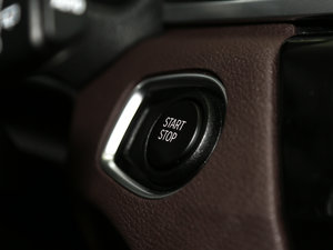 2018xDrive 25Le A п؅^