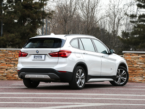 2018xDrive 25Le A w^