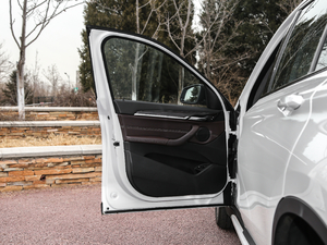 2018xDrive 25Le A {λ܇T