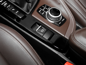 2018xDrive 25Le A v܇Ƅ