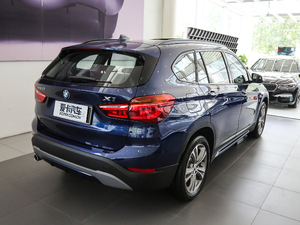 2018xDrive 25Le A w^