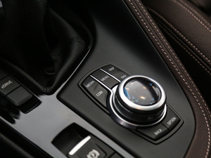 2018xDrive 25Le A п؅^