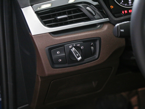 2018xDrive 25Le A п؅^