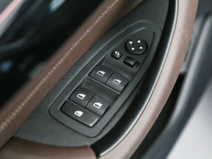 2018xDrive 25Le A п؅^