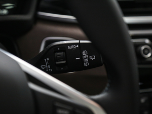 2018xDrive 25Le A п؅^