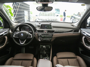 2018xDrive 25Le A п؅^